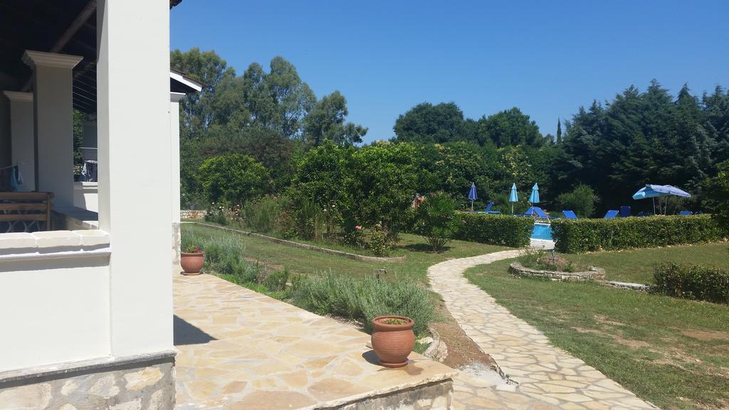 Lemontree Apartments Касиопи Екстериор снимка